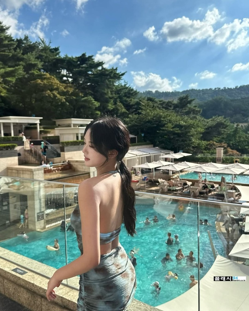 64e122418bcf371ee90d6efbbde7ea91_1739745600_0173.jpeg